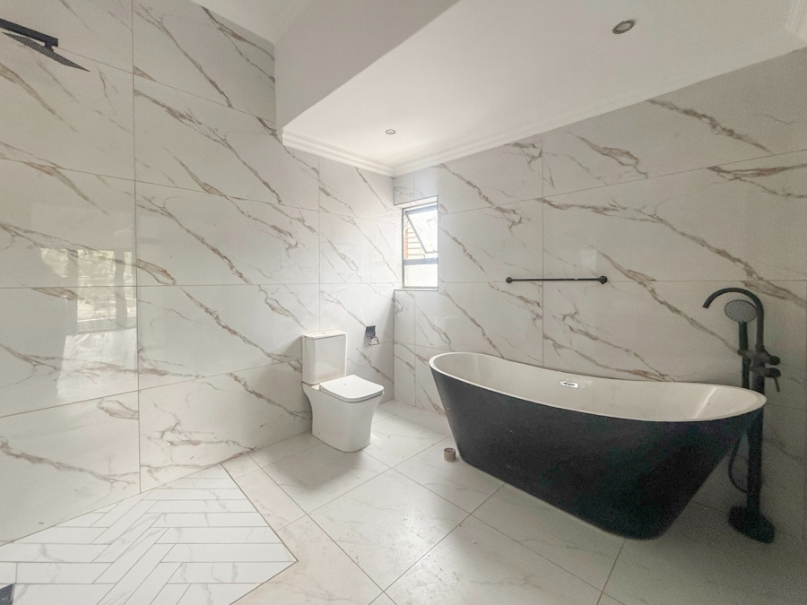 4 Bedroom Property for Sale in Landsmeer Residential Estate North West